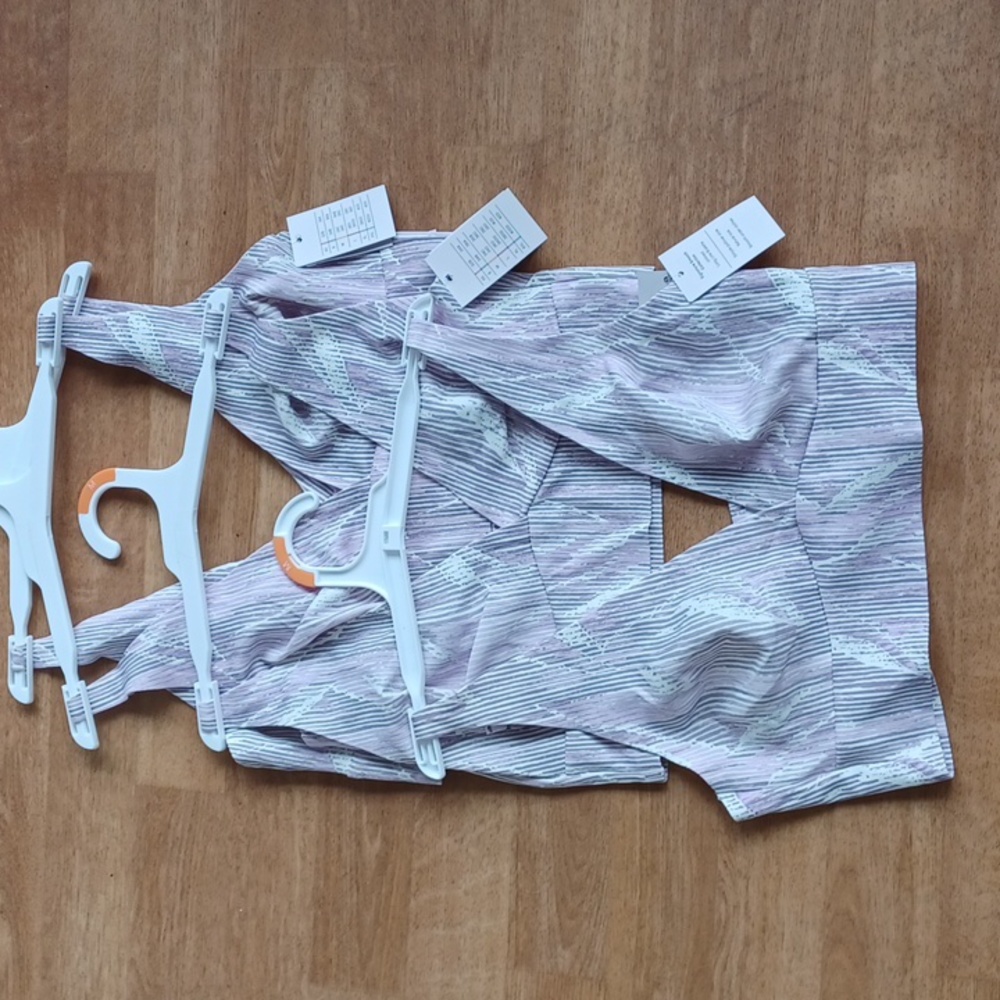 Auden sports bras 4 women's size medium 34-36 lot of 4